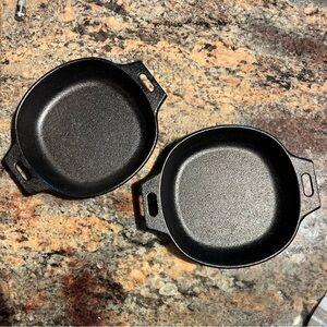 Pampered Chef 5.5” Cast Iron Skillet Set